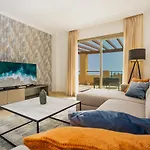 Quartiers Marbella Penthouse In Hacienda Cifuentes Benahavis