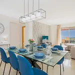 Quartiers Marbella Penthouse In Hacienda Cifuentes Benahavis