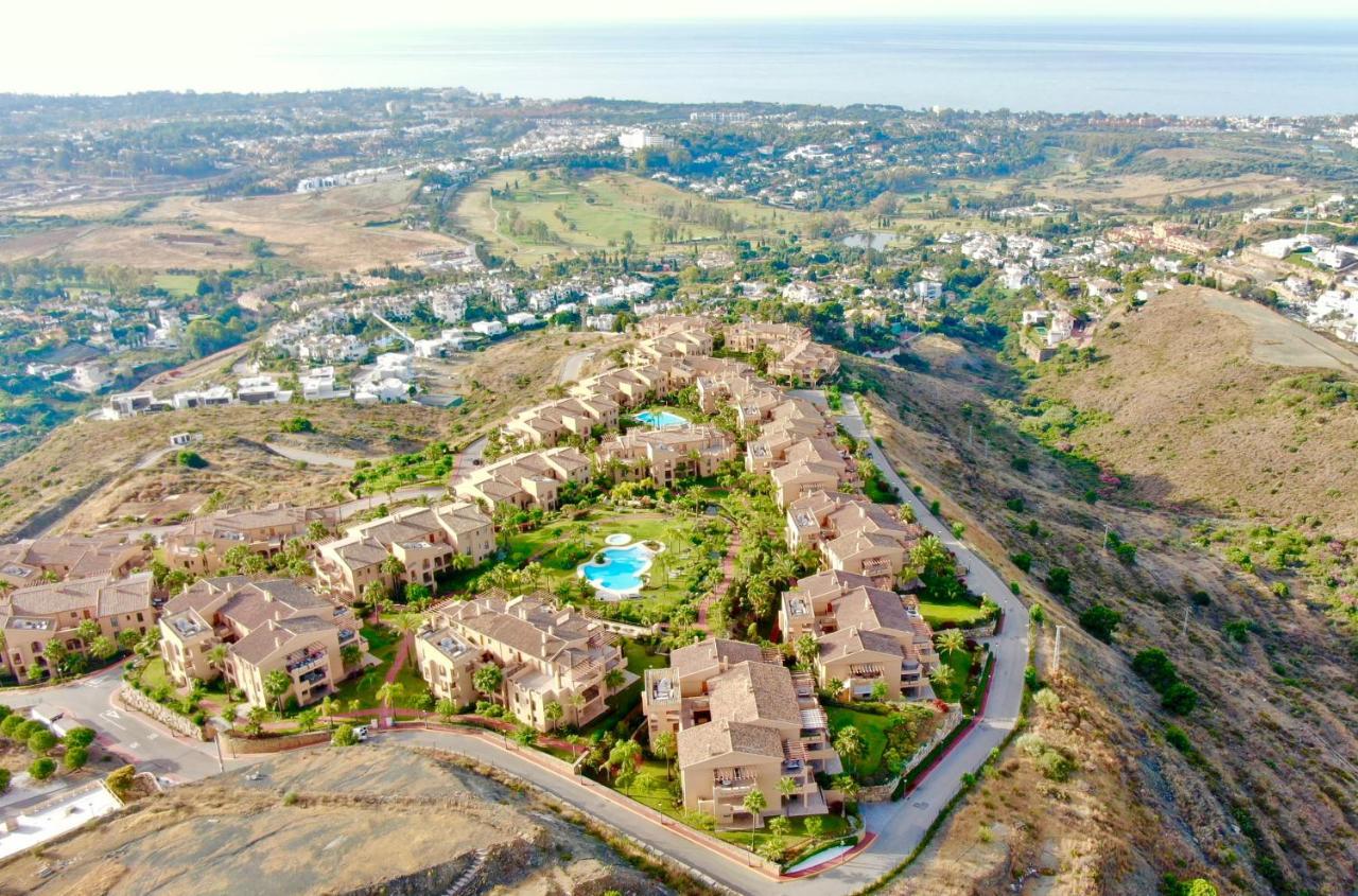 Apartment Quartiers Marbella Penthouse In Hacienda Cifuentes Benahavis Estepona