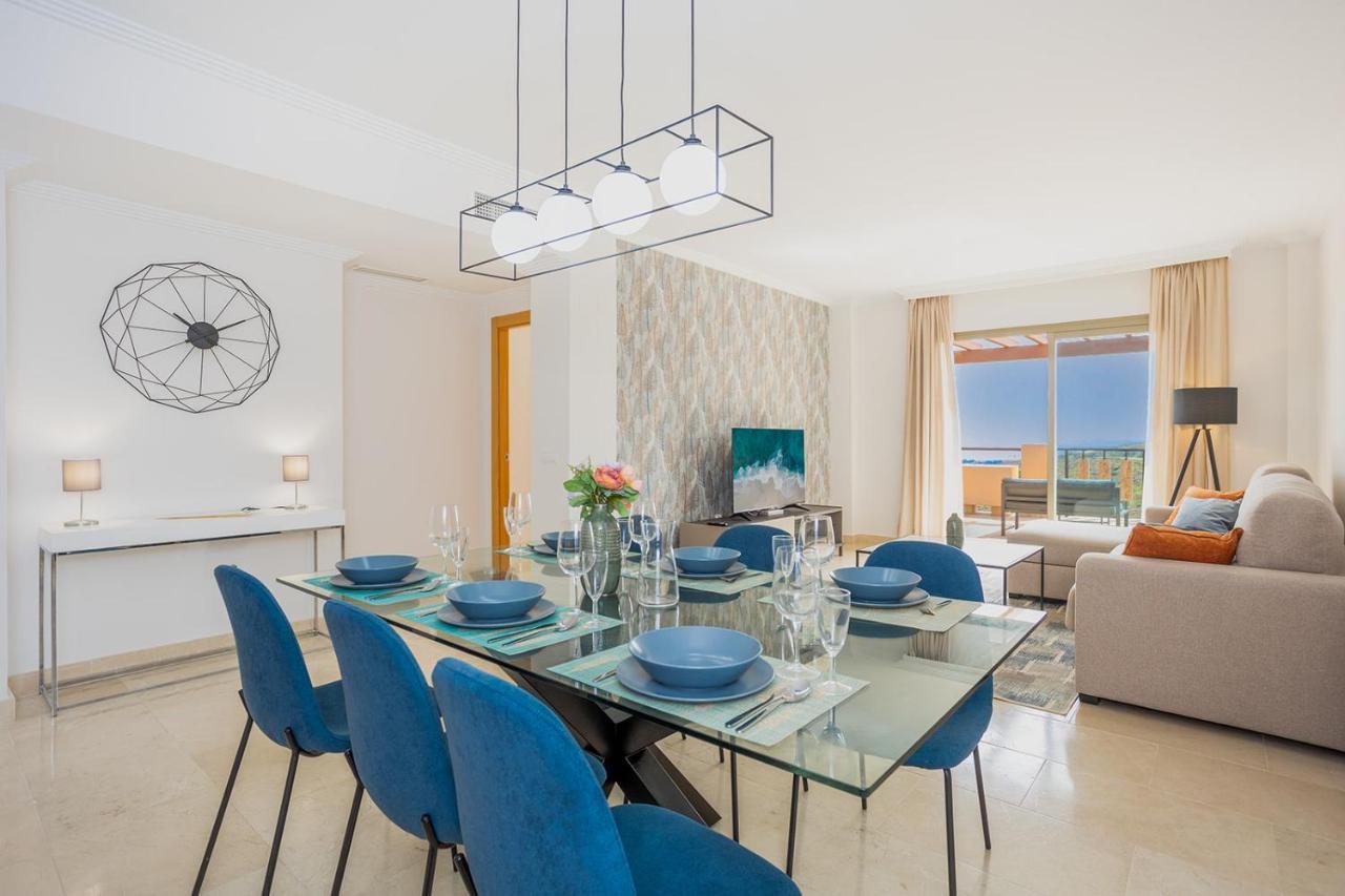 Quartiers Marbella Penthouse In Hacienda Cifuentes Benahavis Apartment